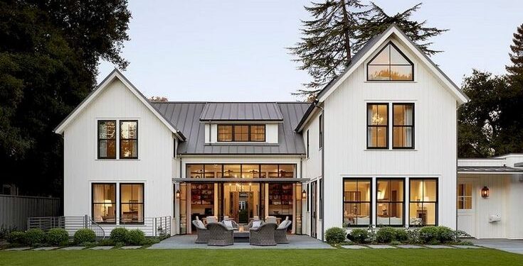 modern farmhouse exterior