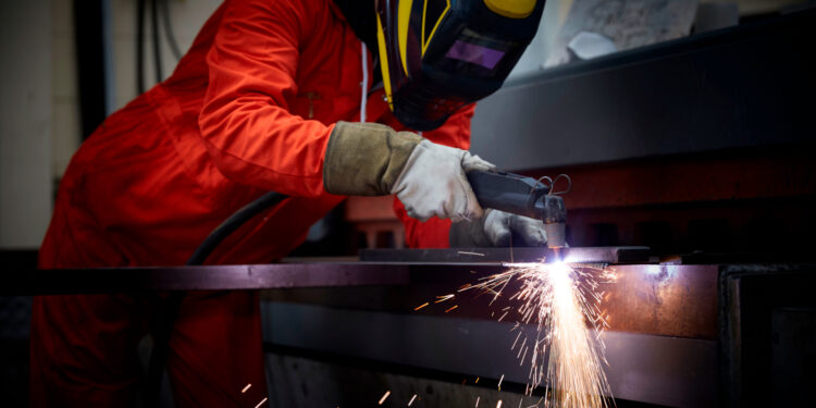 How-to-Use-a-Plasma-Cutter