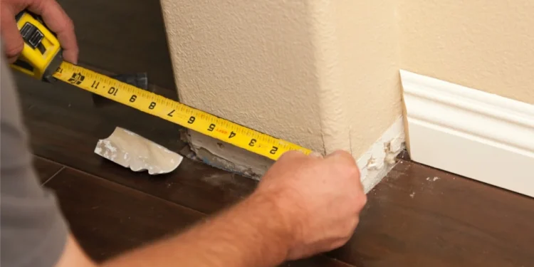 How-to-Cut-Baseboard