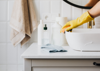 Bathroom Cleaning Hacks